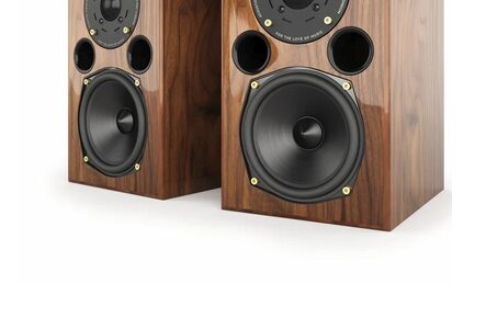 Acoustic Energy AE1 40th Anniversary im Vergleich zu Harbeth P3ESR